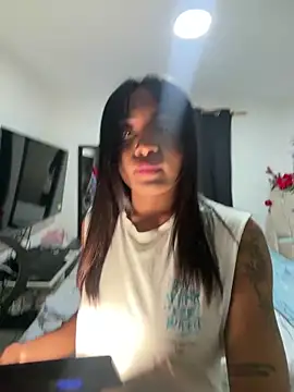 Snapshot of Lia_Petite1 chatting on January 6, 2026, 12:58 am Lia Petite1 online show from January 6, 2026, 12:58 am