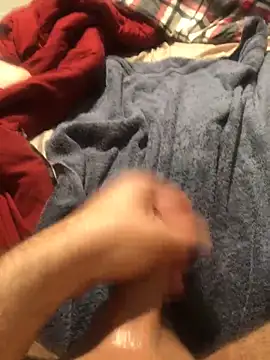 Snapshot of darksmoke011 chatting on February 27, 2025, 11:39 am darksmoke011 online show from February 27, 2025, 11:39 am