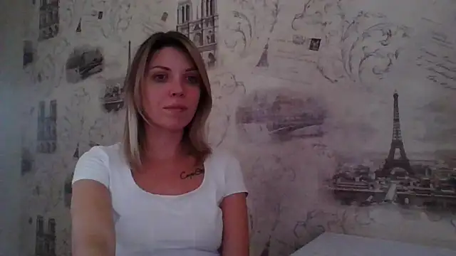 Snapshot of VelvetLove287 chatting on March 11, 2025, 2:51 pm VelvetLove287 online show from March 11, 2025, 2:51 pm