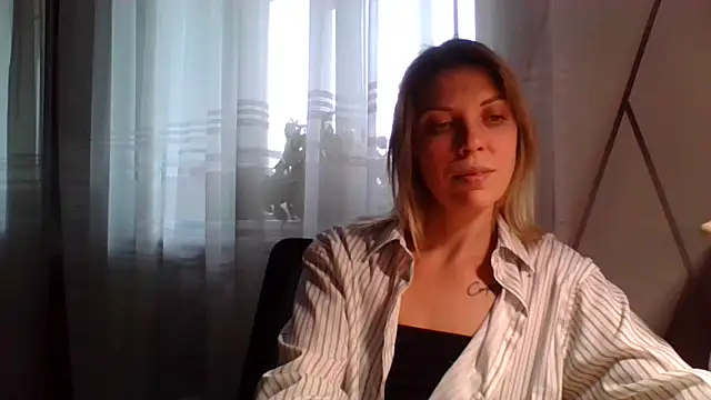 Snapshot of VelvetLove287 chatting on March 15, 2025, 2:12 pm VelvetLove287 online show from March 15, 2025, 2:12 pm