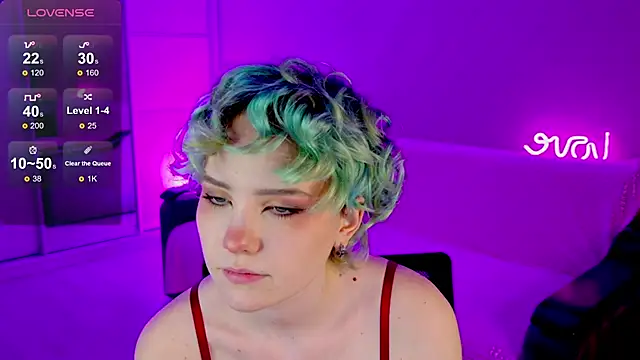 Snapshot of School_Love chatting on January 29, 2025, 1:07 pm School Love online show from January 29, 2025, 1:07 pm