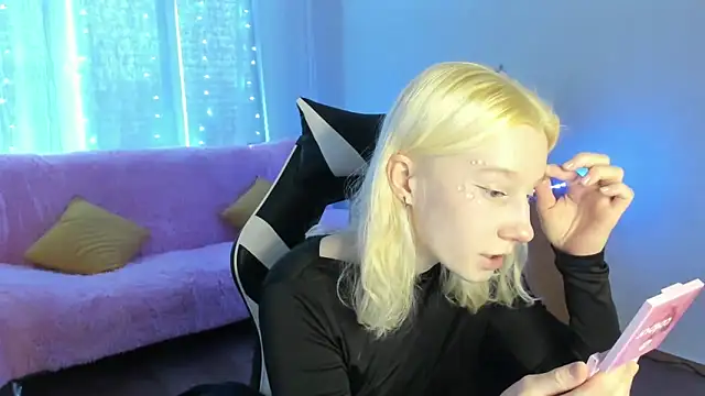 EnigmaSee online show from January 8, 2026, 9:04 am