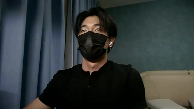 Snapshot of wuzhimao0207 chatting on June 18, 2026, 3:28 pm wuzhimao0207 online show from June 18, 2026, 3:28 pm