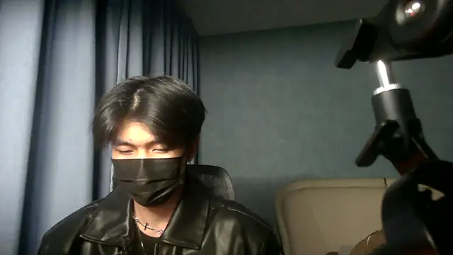 Snapshot of wuzhimao0207 chatting on June 5, 2026, 4:02 pm wuzhimao0207 online show from June 5, 2026, 4:02 pm