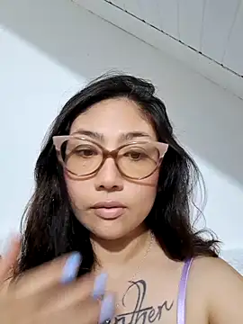 Snapshot of Mia_Ruiz chatting on February 2, 2025, 11:42 pm Mia Ruiz online show from February 2, 2025, 11:42 pm