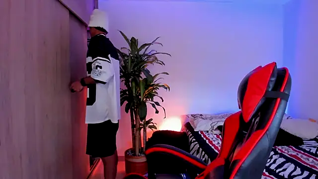 Snapshot of aldrinwhite chatting on March 5, 2026, 4:03 pm aldrinwhite online show from March 5, 2026, 4:03 pm