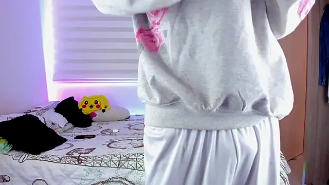 aldrinwhite online show from September 15, 2025, 5:46 pm