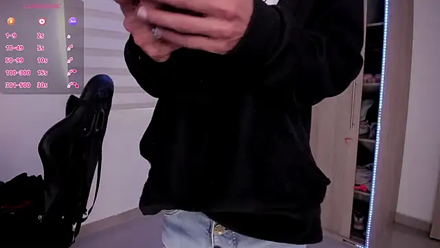 aldrinwhite online show from March 22, 2025, 2:36 pm