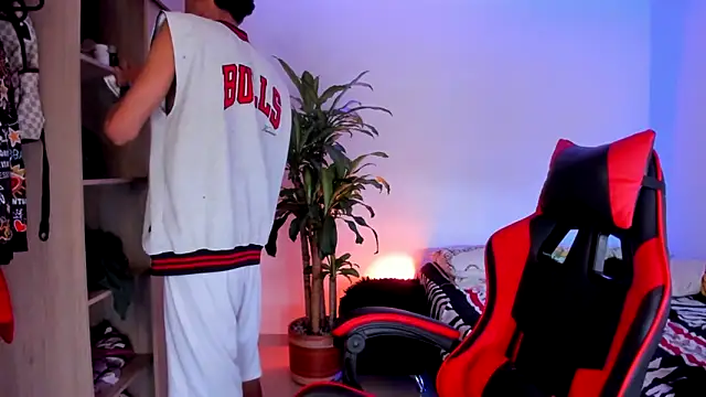 Snapshot of aldrinwhite chatting on March 3, 2026, 5:09 pm aldrinwhite online show from March 3, 2026, 5:09 pm