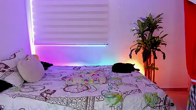 aldrinwhite online show from October 5, 2025, 6:20 pm