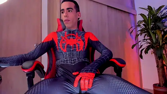 Snapshot of aldrinwhite chatting on March 25, 2026, 7:13 pm aldrinwhite online show from March 25, 2026, 7:13 pm