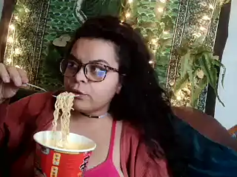 Snapshot of smathydeez69 chatting on February 5, 2025, 6:35 am smathydeez69 online show from February 5, 2025, 6:35 am