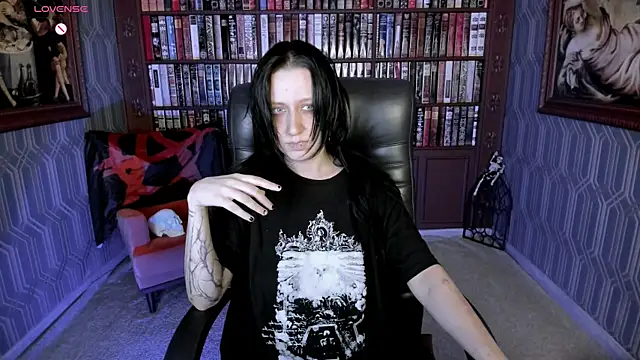 Snapshot of Medusa__Gorgona chatting on April 17, 2026, 1:47 pm Medusa Gorgona online show from April 17, 2026, 1:47 pm
