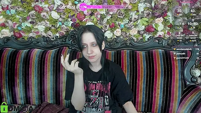 Snapshot of Medusa__Gorgona chatting on February 28, 2025, 5:37 pm Medusa Gorgona online show from February 28, 2025, 5:37 pm