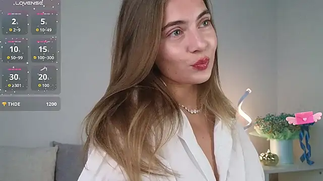 Snapshot of chloi_hes chatting on November 1, 2025, 9:58 am chloi hes online show from November 1, 2025, 9:58 am