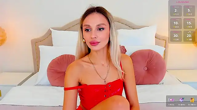 Snapshot of MissLoou chatting on November 4, 2025, 6:17 am MissLoou online show from November 4, 2025, 6:17 am