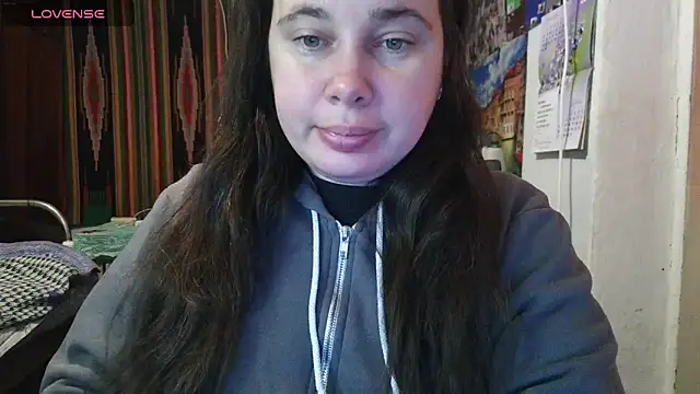 Cora Maro online show from October 3, 2025, 9:44 am