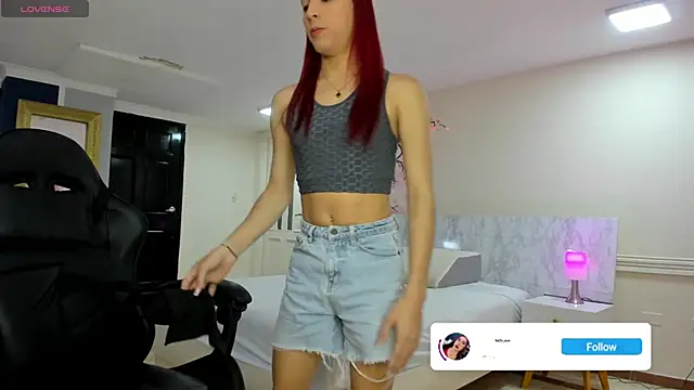 charolbruce 1 online show from June 19, 2026, 11:49 am