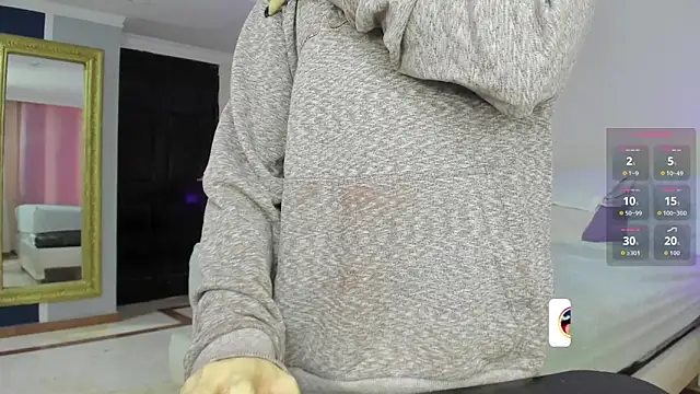 charolbruce 1 online show from December 4, 2025, 1:21 pm