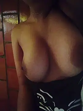 DakotaHoland online show from December 5, 2025, 5:44 pm