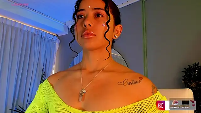 Snapshot of Ammy_nova chatting on October 23, 2025, 7:34 pm Ammy nova online show from October 23, 2025, 7:34 pm