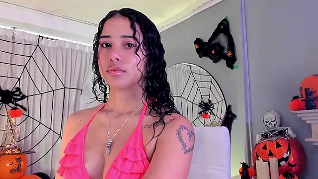 Snapshot of Ammy_nova chatting on November 1, 2025, 8:14 pm Ammy nova online show from November 1, 2025, 8:14 pm