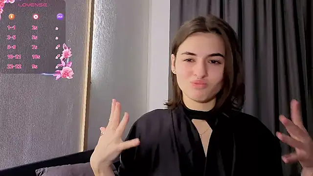 AmiCumOn online show from October 18, 2025, 9:22 am