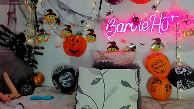 BarbieHotLaura online show from October 24, 2025, 7:24 pm