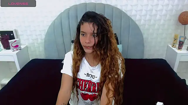 charlotte 0309 online show from February 27, 2025, 7:04 pm