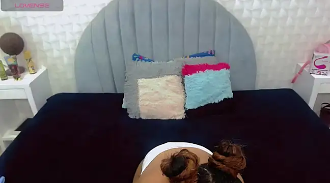 charlotte 0309 online show from March 20, 2025, 9:35 pm