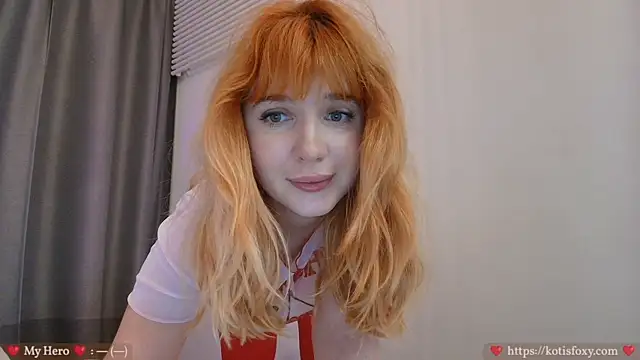 Snapshot of Kotis_Foxy chatting on July 8, 2026, 9:37 pm Kotis Foxy online show from July 8, 2026, 9:37 pm