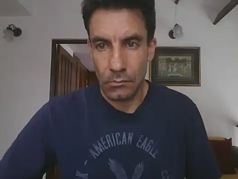 Snapshot of elkike1980 chatting on April 29, 2026, 5:30 pm elkike1980 online show from April 29, 2026, 5:30 pm