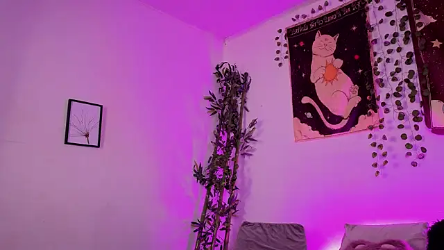 Snapshot of Nyx_nayla chatting on December 23, 2025, 1:38 am Nyx nayla online show from December 23, 2025, 1:38 am