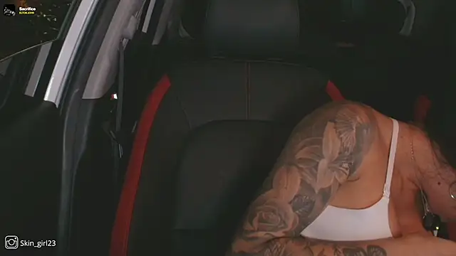 penelopesexx online show from September 30, 2025, 12:05 am