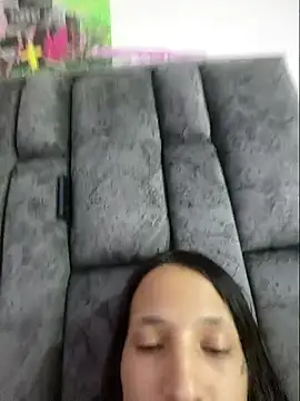 Nicole420squirt online show from April 3, 2026, 8:37 pm