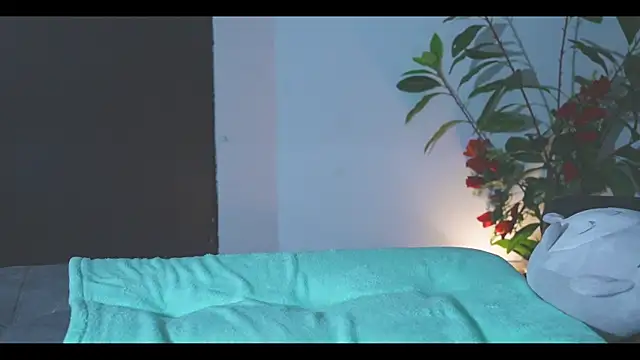 LorenRosse online show from May 15, 2026, 11:14 pm