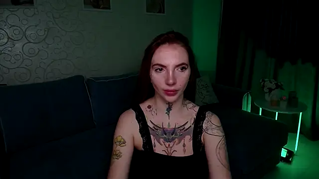 AnneTenet online show from November 27, 2025, 9:10 am