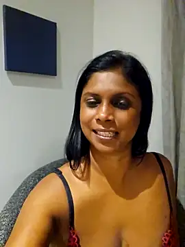 Snapshot of Sensual_indian7 chatting on February 17, 2025, 7:44 pm Sensual indian7 online show from February 17, 2025, 7:44 pm