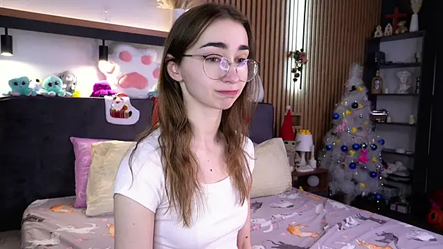 PollyBeev online show from November 29, 2025, 7:19 am