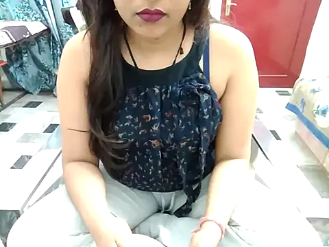 Snapshot of aarushi_sharmaa chatting on February 26, 2025, 1:25 am aarushi sharmaa online show from February 26, 2025, 1:25 am