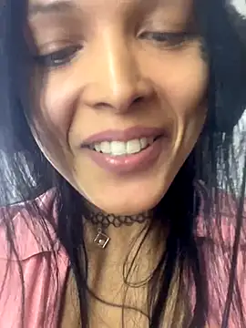 Snapshot of MOMMYJEVAA chatting on December 20, 2025, 1:52 am MOMMYJEVAA online show from December 20, 2025, 1:52 am