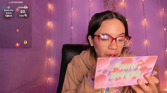 Snapshot of DalilaMassu chatting on January 16, 2025, 3:56 pm DalilaMassu online show from January 16, 2025, 3:56 pm