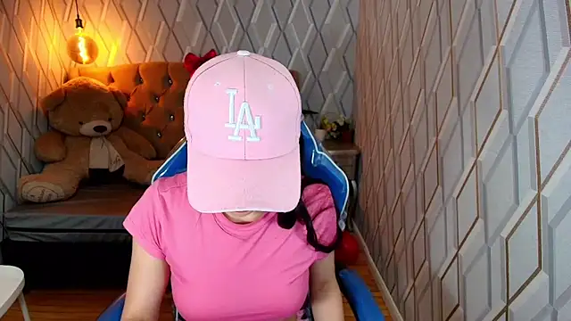 Snapshot of Angelchristix chatting on March 1, 2026, 2:17 pm Angelchristix online show from March 1, 2026, 2:17 pm