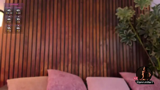 Snapshot of Jennmiiller_ chatting on January 14, 2026, 12:09 pm Jennmiiller online show from January 14, 2026, 12:09 pm