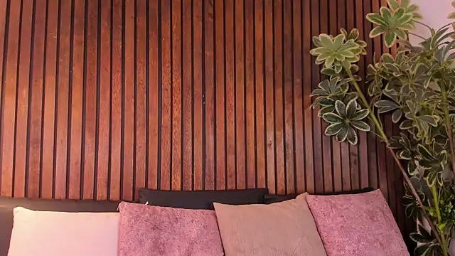 Snapshot of Jennmiiller_ chatting on January 15, 2026, 12:19 pm Jennmiiller online show from January 15, 2026, 12:19 pm