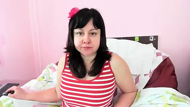 HotSweetAngel online show from December 21, 2025, 9:33 am