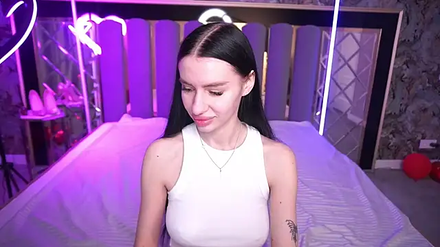 Snapshot of Snow_WhiteeeX chatting on March 31, 2026, 5:42 am Snow WhiteeeX online show from March 31, 2026, 5:42 am