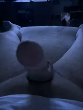 reelciii21 online show from November 5, 2025, 6:11 pm