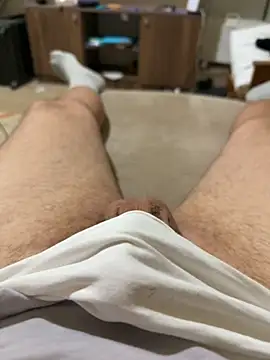 reelciii21 online show from November 20, 2025, 5:13 pm