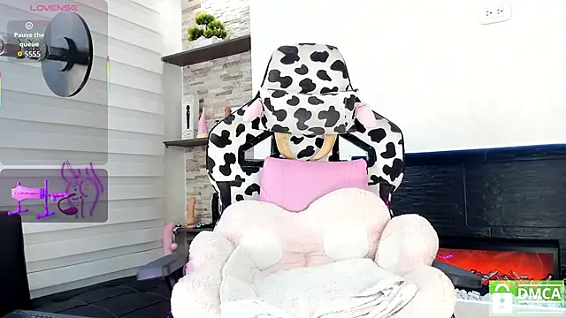 Brisa white69 online show from September 12, 2025, 2:01 am